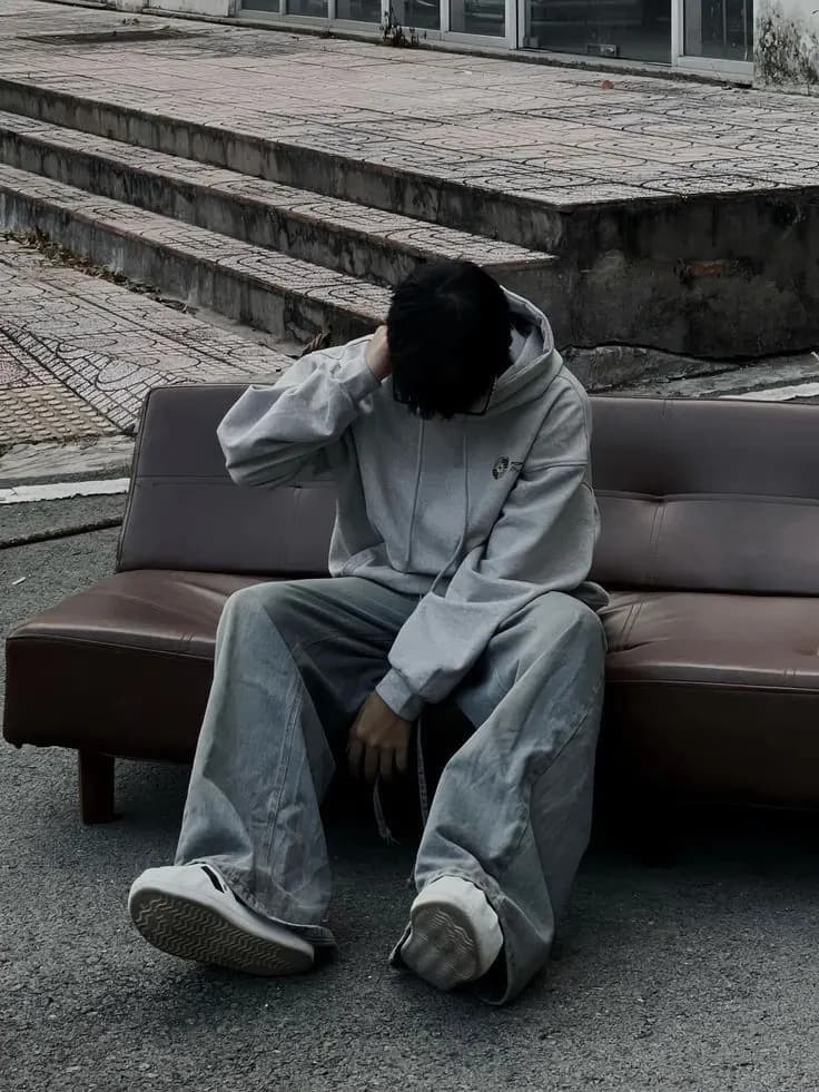 Пример фотографии: Yard and Hoodie