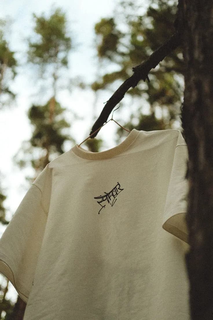 Пример фотографии: Tee on a Branch