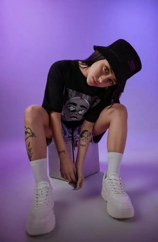 Пример фотографии: Violet Light